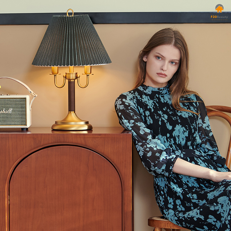 Đèn ngủ đẹp để bàn Hyuk