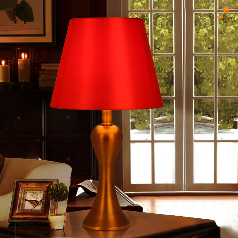 Đèn ngủ đẹp để bàn Irina