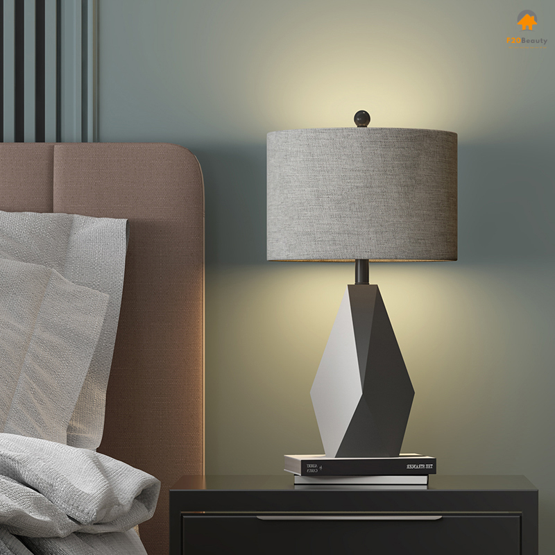 Đèn ngủ đẹp để bàn hoàng gia