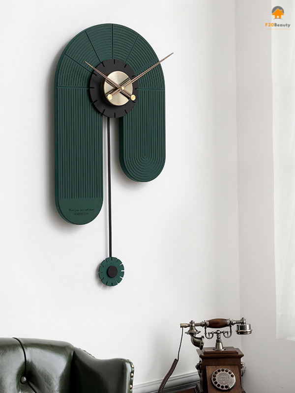 Đồng hồ treo tường đẹp Bertha