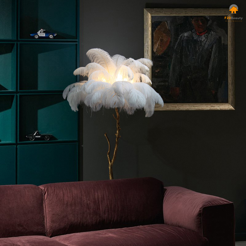 Đèn cây đứng lông vũ
