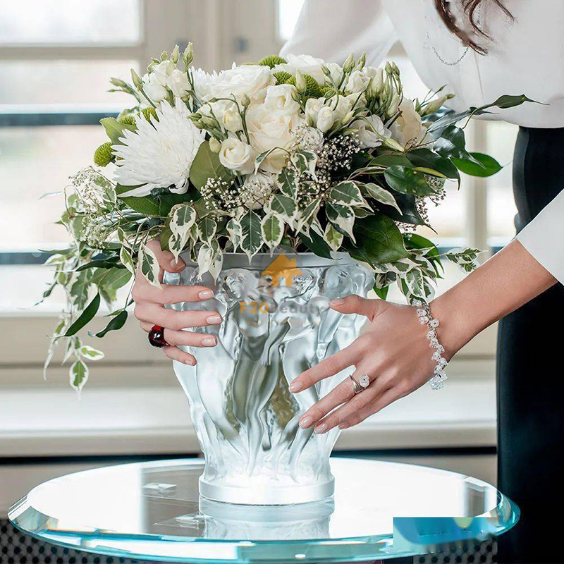 Bình hoa Lalique Vase