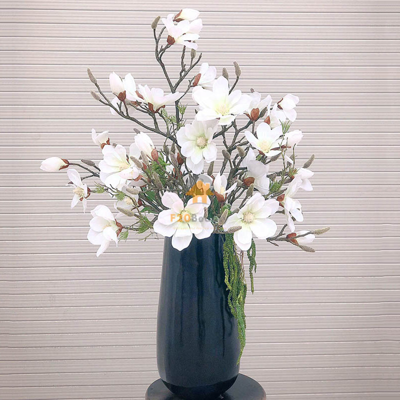 Bình hoa mộc lan đẹp