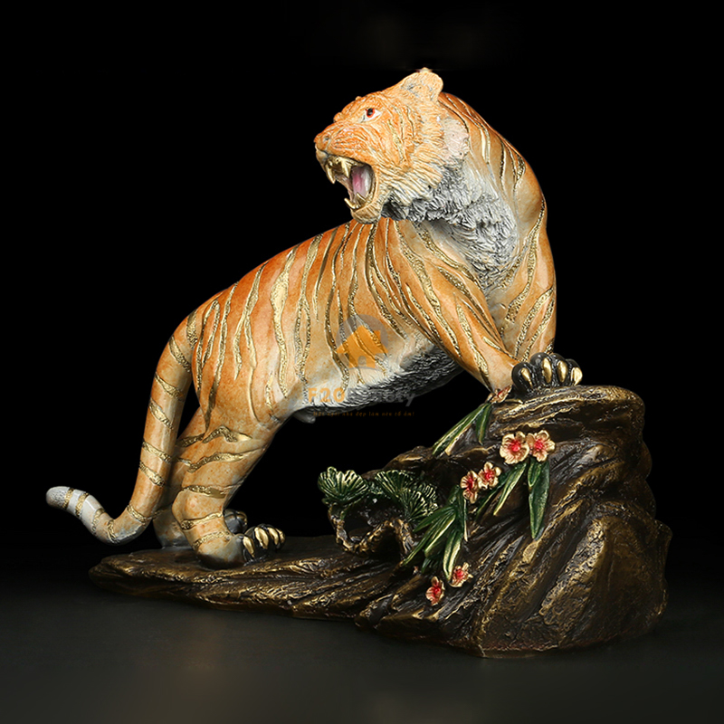 Tượng hổ vàng phong thủy