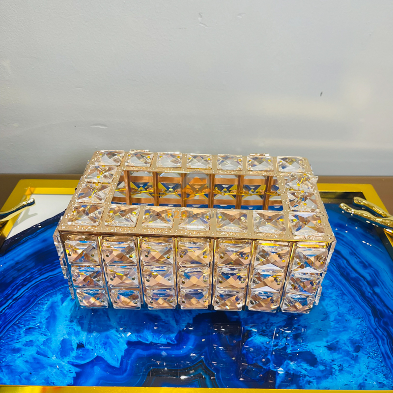 Hộp đựng khăn giấy đính đá vàng trang trí phòng khách