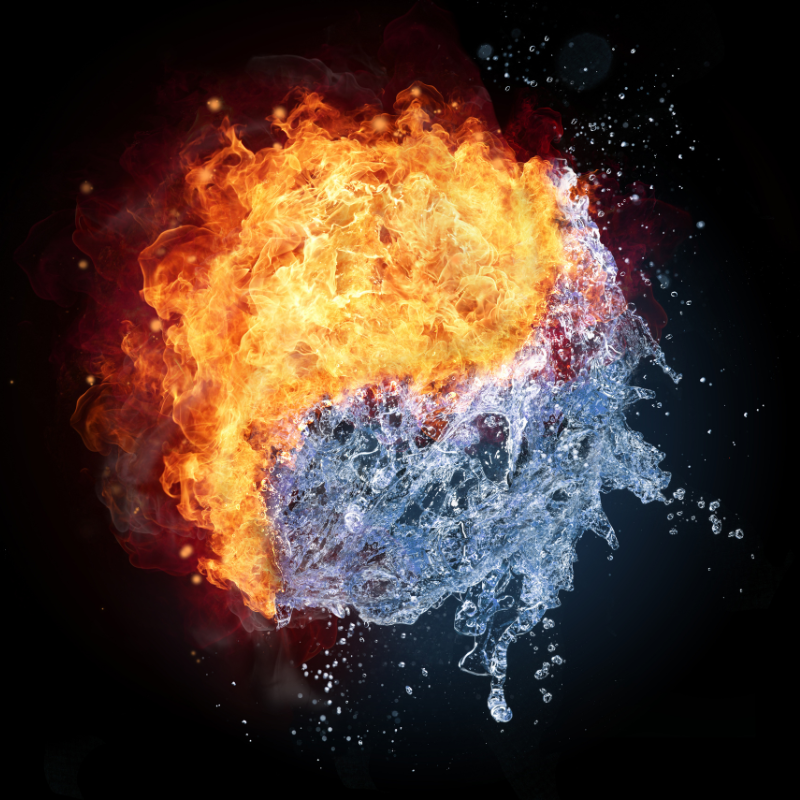 Trong quan hệ tương khắc, Hỏa khắc Kim và bị Thủy khắc.