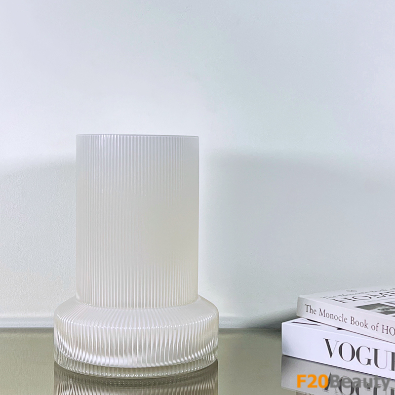 Bình thủy tinh trụ tròn Cachet phong cách hiện đại