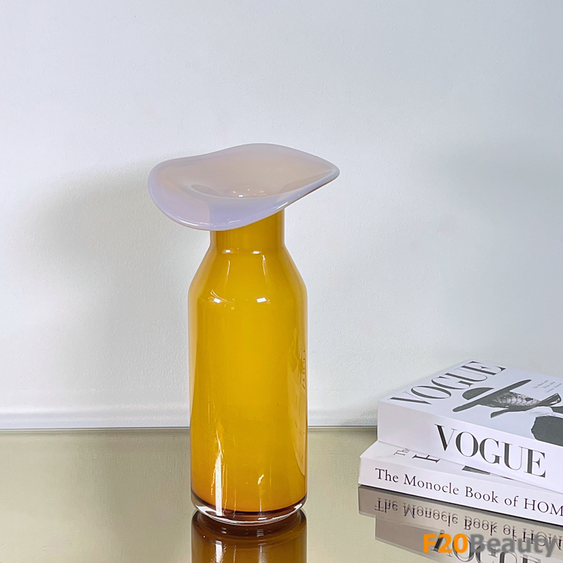 Bình thủy tinh miệng rộng dáng cao màu vàng be