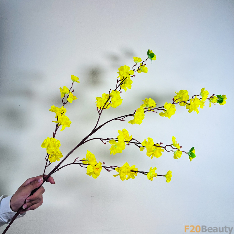 Linh Hồn Việt: Cành Hoa Mai Vàng và Tinh Thần Cổ Truyền Trong Mỗi Bông Hoa