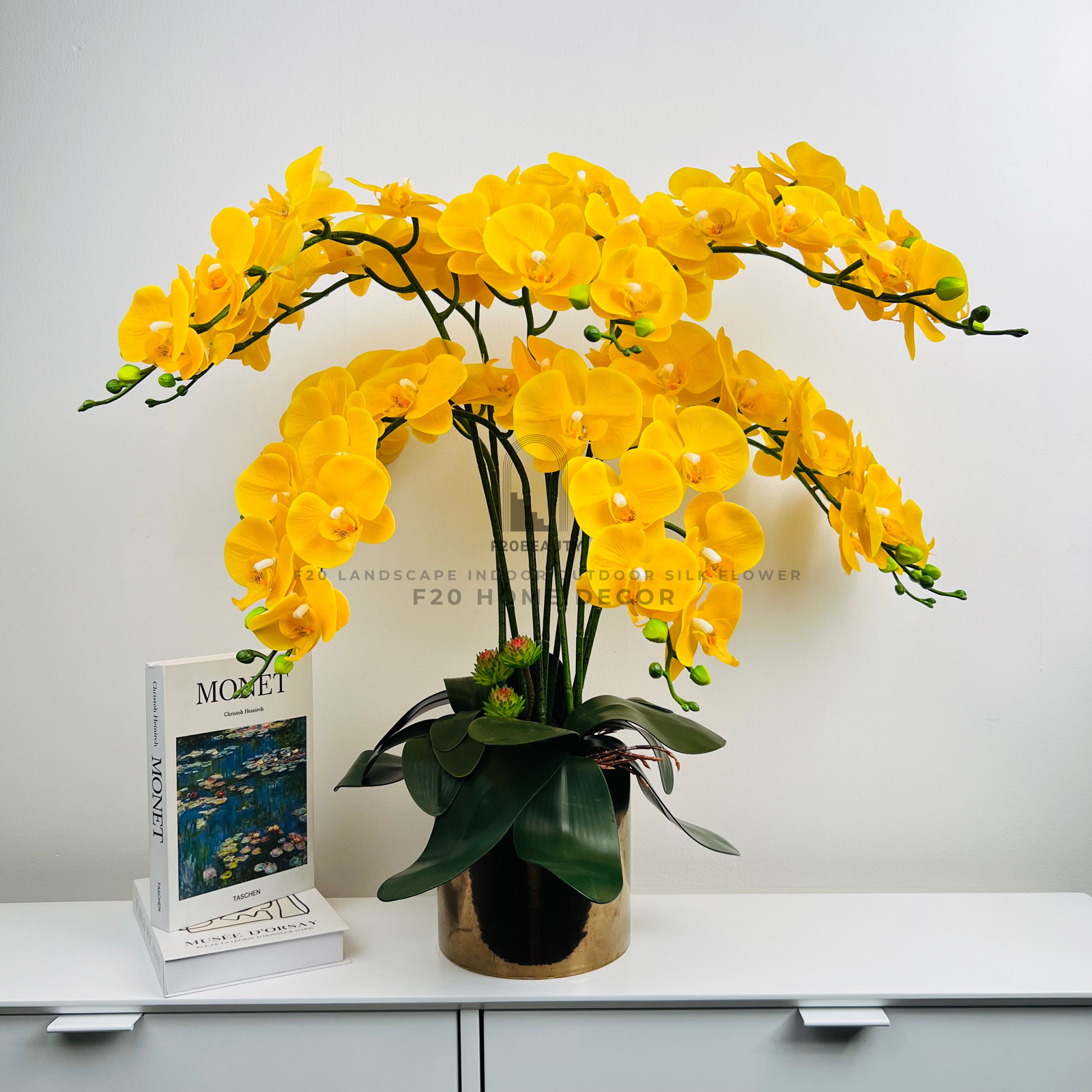 Chậu hoa lan hồ điệp giả màu vàng cắm sẵn để bàn đẹp