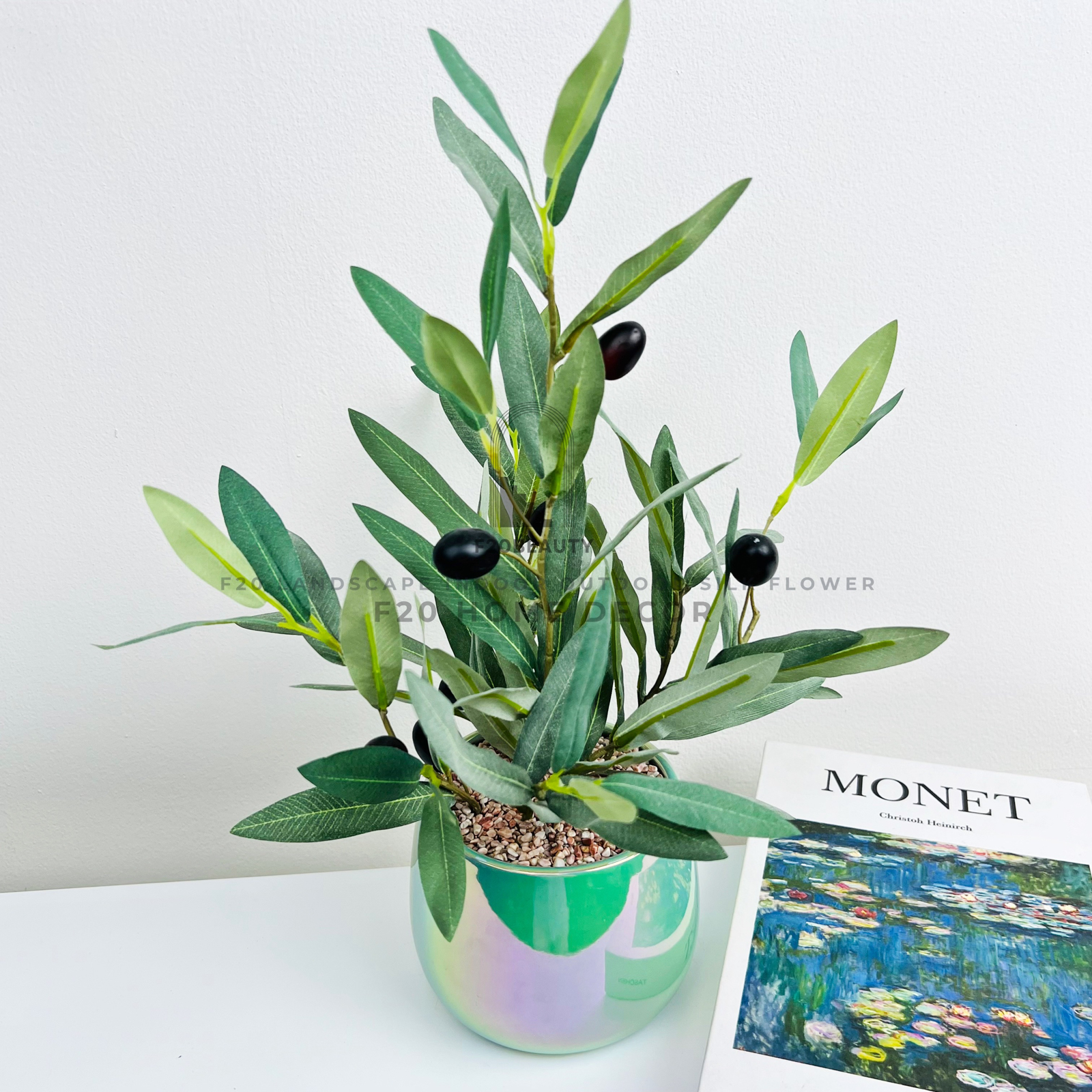 Chậu cây olive giả để bàn làm việc sang trọng