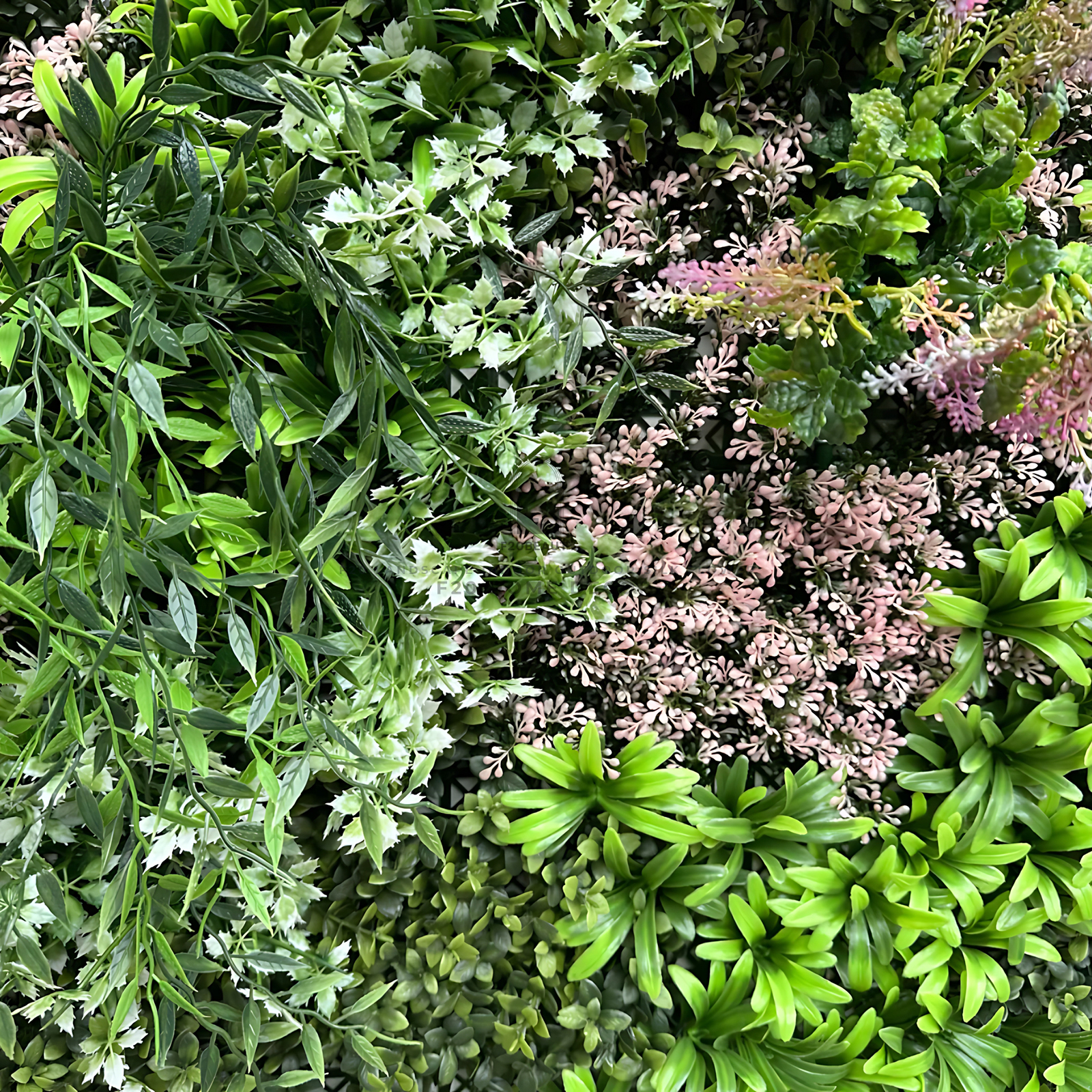 Tường cây giả mix lá nhiều loại hiện đại tạo điểm nhấn mới lạ