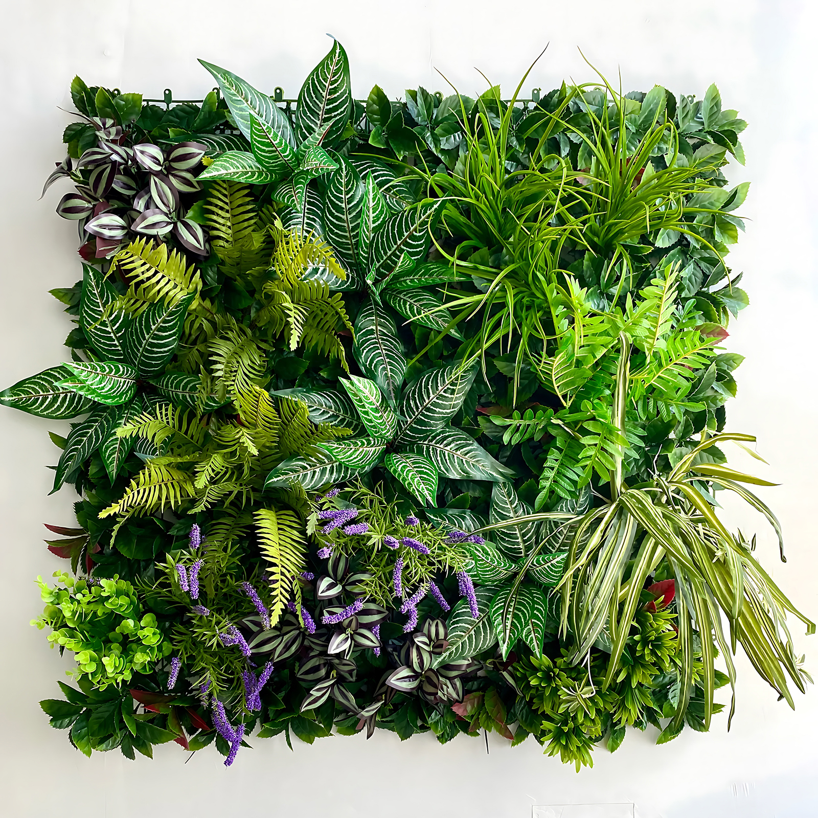 Hình ảnh chi tiêt mẫu thiết kế tường cây giả rừng rậm nhiệt đới