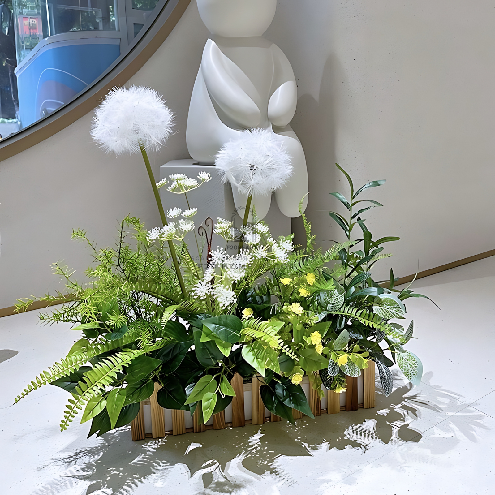 Bục cây giả mix cỏ lau dương xỉ điểm hoa trang trí cửa hàng