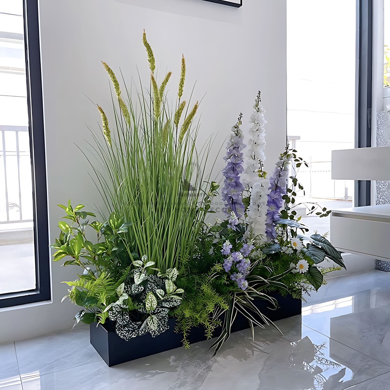 Hộp hoa cỏ lau kết hợp hoa trang trí cầu thang văn phòng