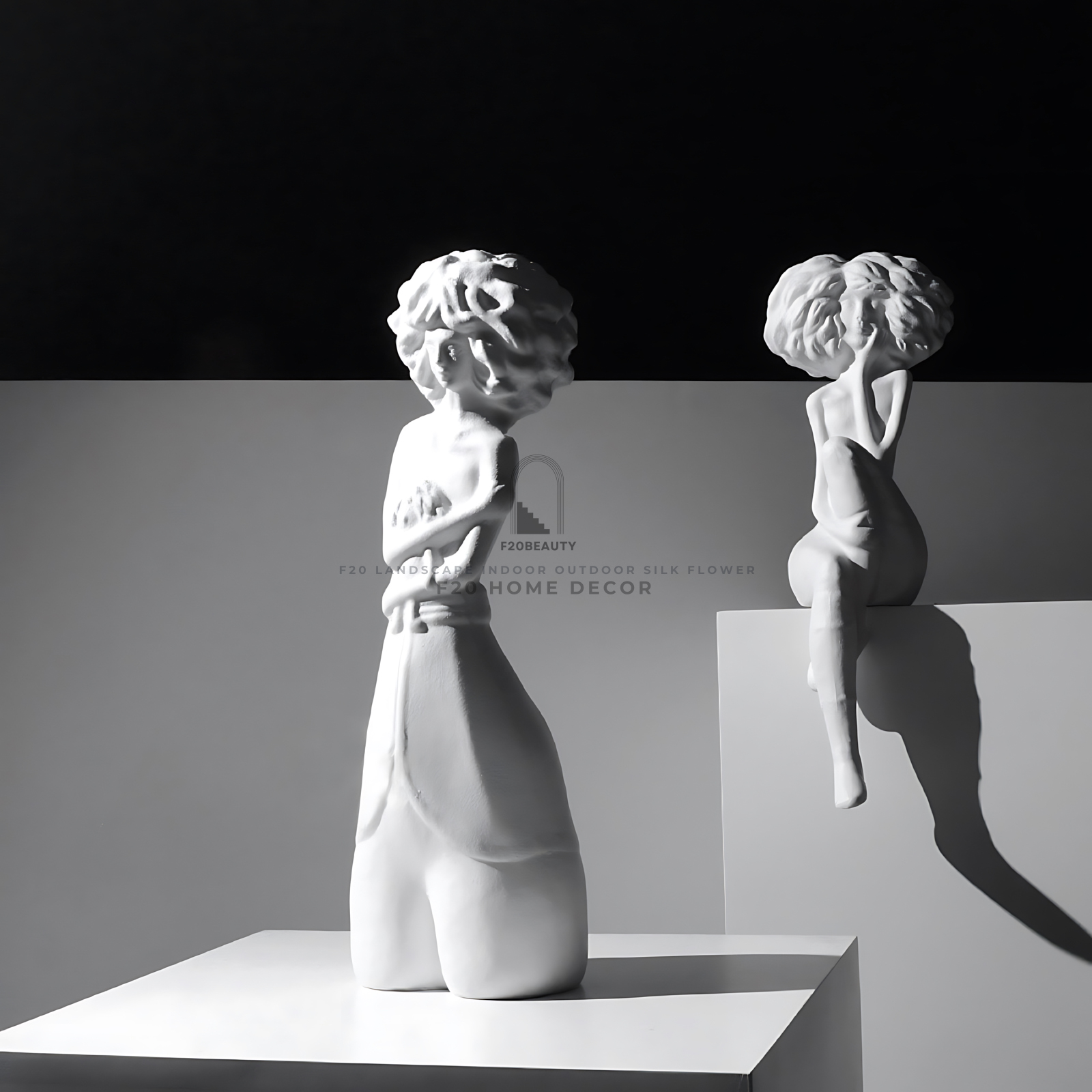 Tượng nghệ thuật cô gái Monasa mang vẻ đẹp tinh tế