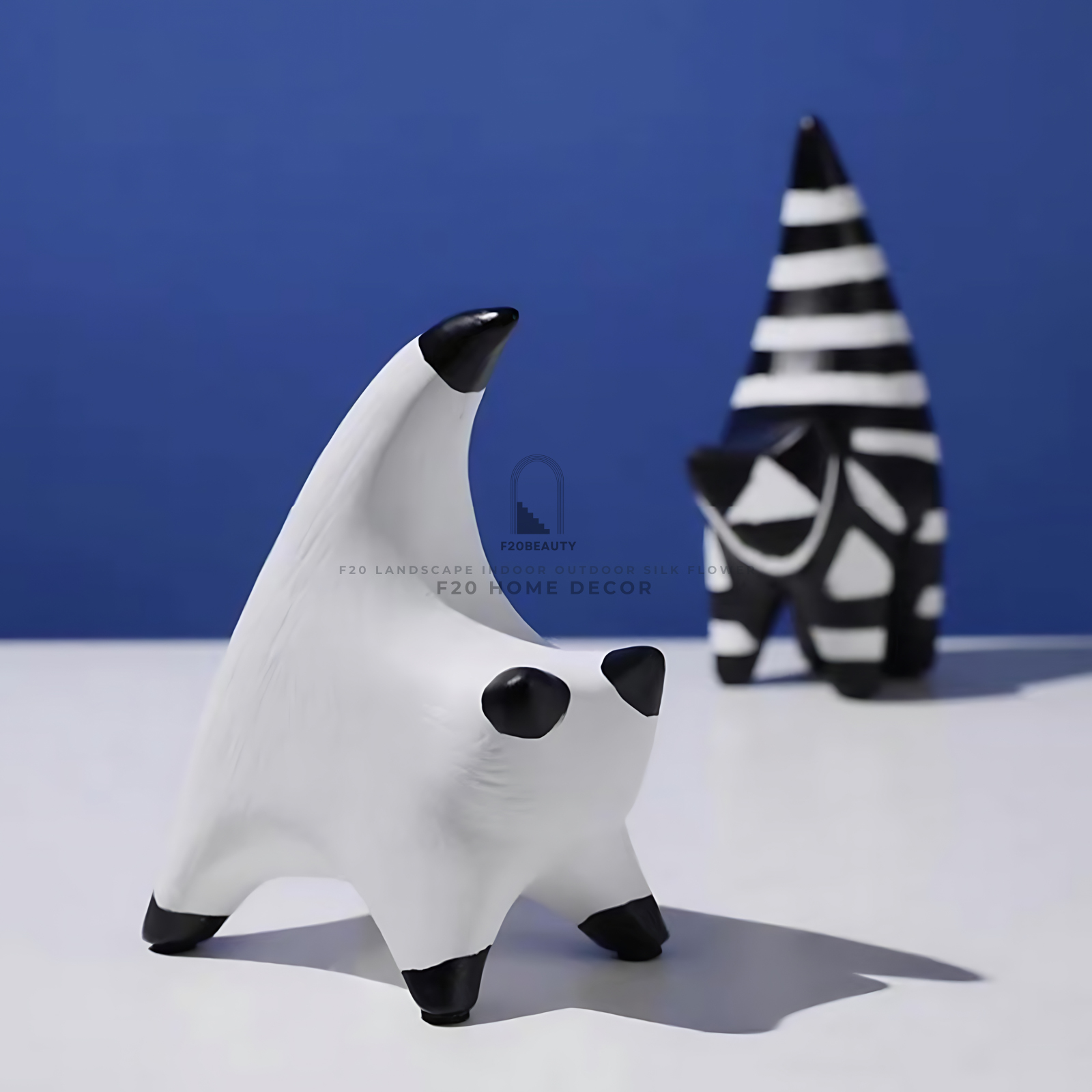 Tượng nghệ thuật mèo Krat hiện đại