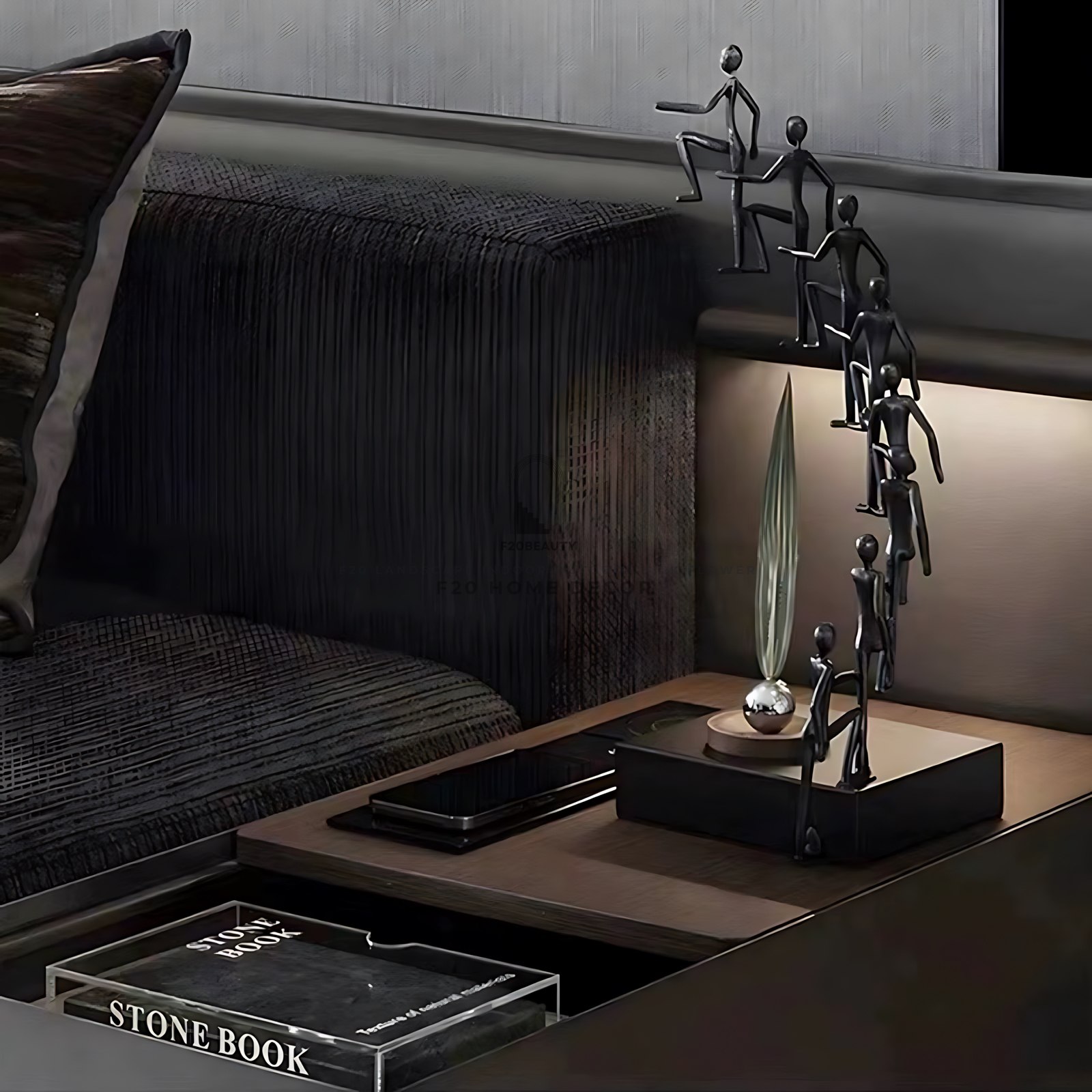 Tượng nghệ thuật điêu khắc người leo tầng trang trí phòng ngủ