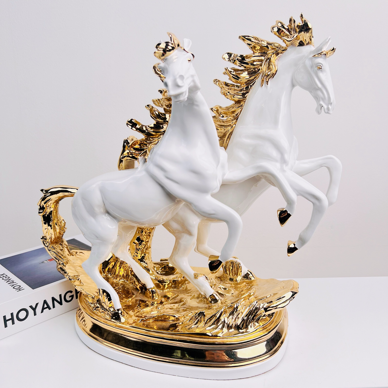 Tượng ngựa song mã đạp nước phong thủy bạch kim
