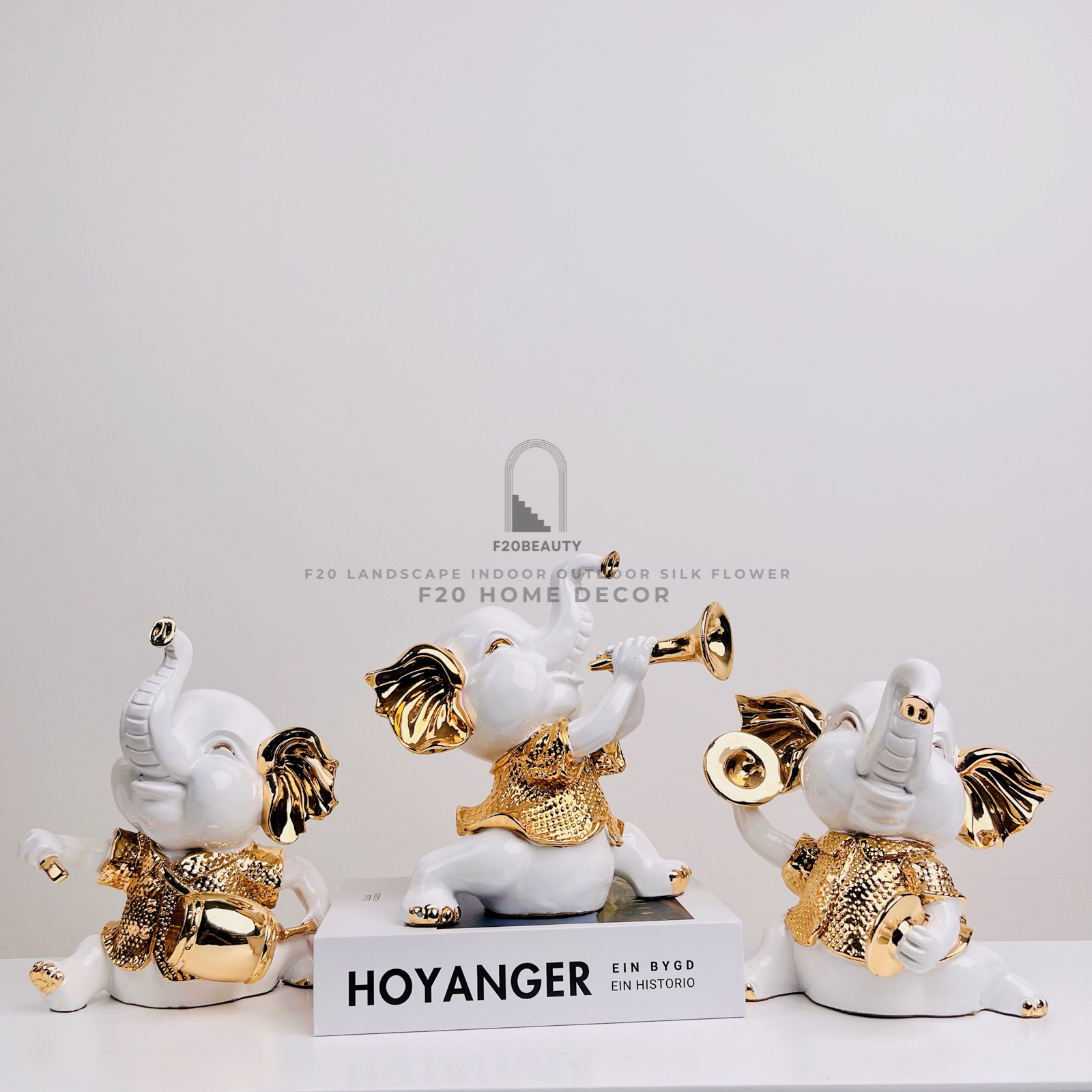 Tượng Ban Nhạc Voi biểu diễn nghệ thuật mạ vàng