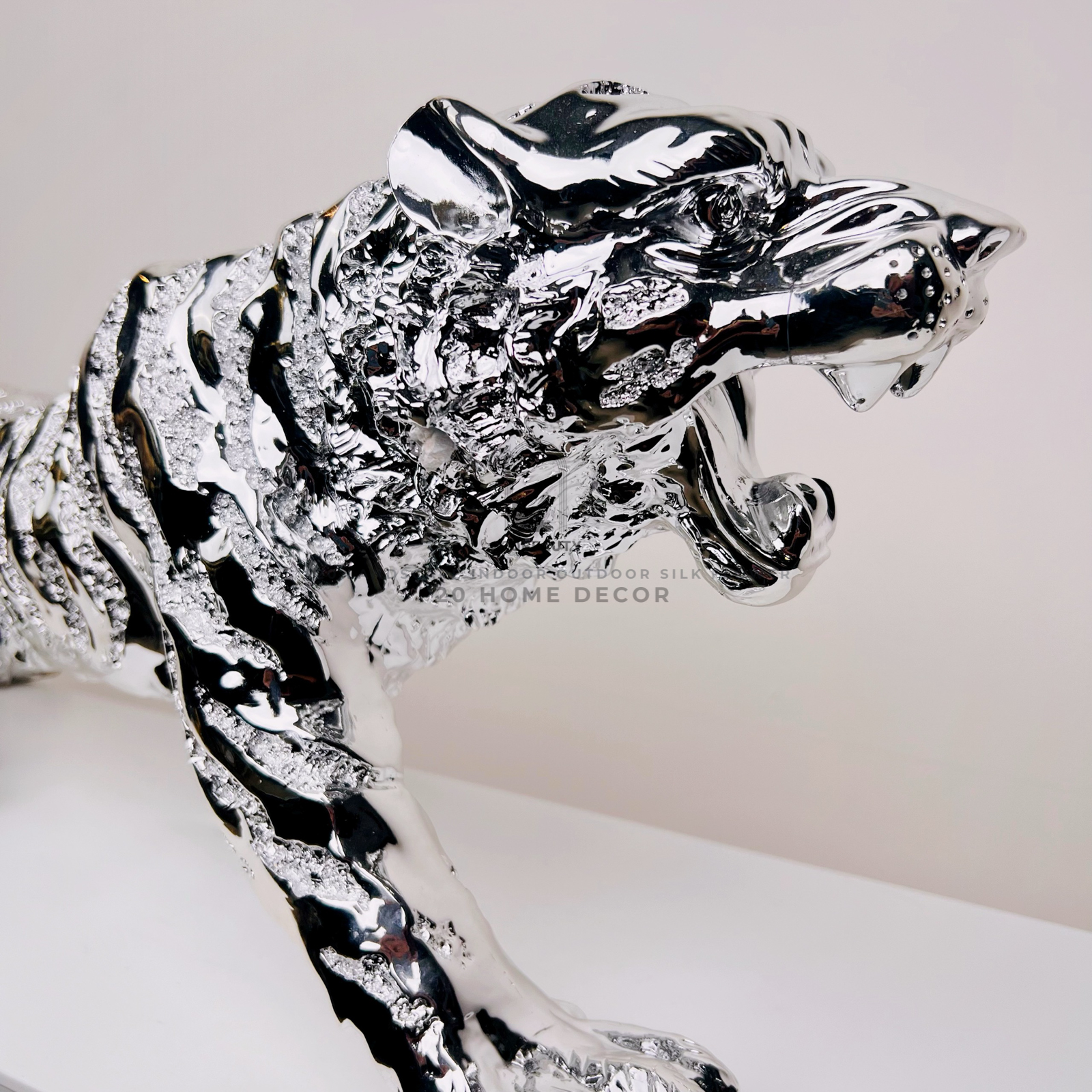Hình ảnh chi tiết tượng hổ phong thủy bạc