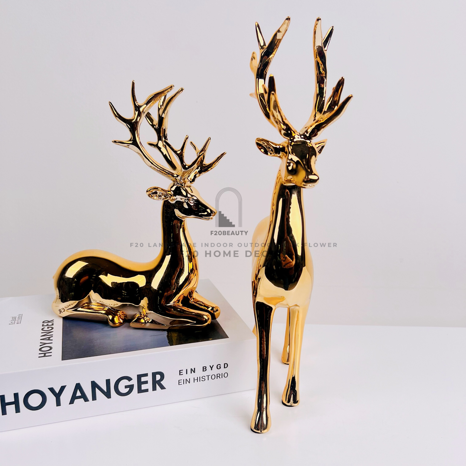 Tượng cặp hươu royal golden sự lấp lánh trên kệ trang trí