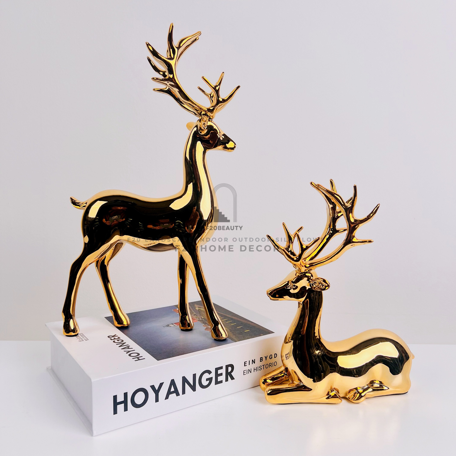 Tượng cặp hươu Royal Golden làm tăng năng lượng tích cực