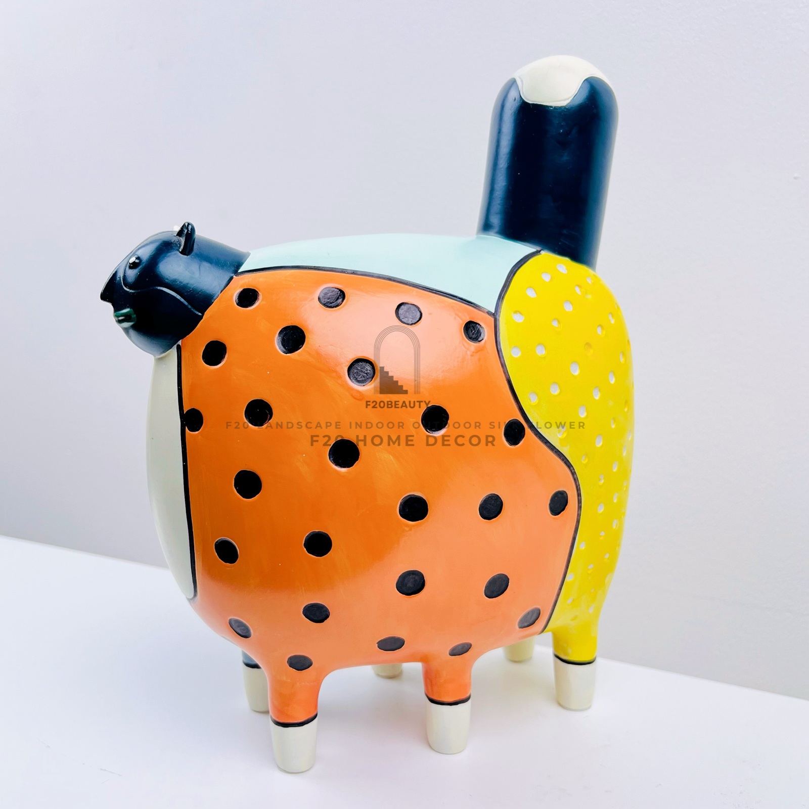 Tượng nghệ thuật mèo đa sắc hiện đại