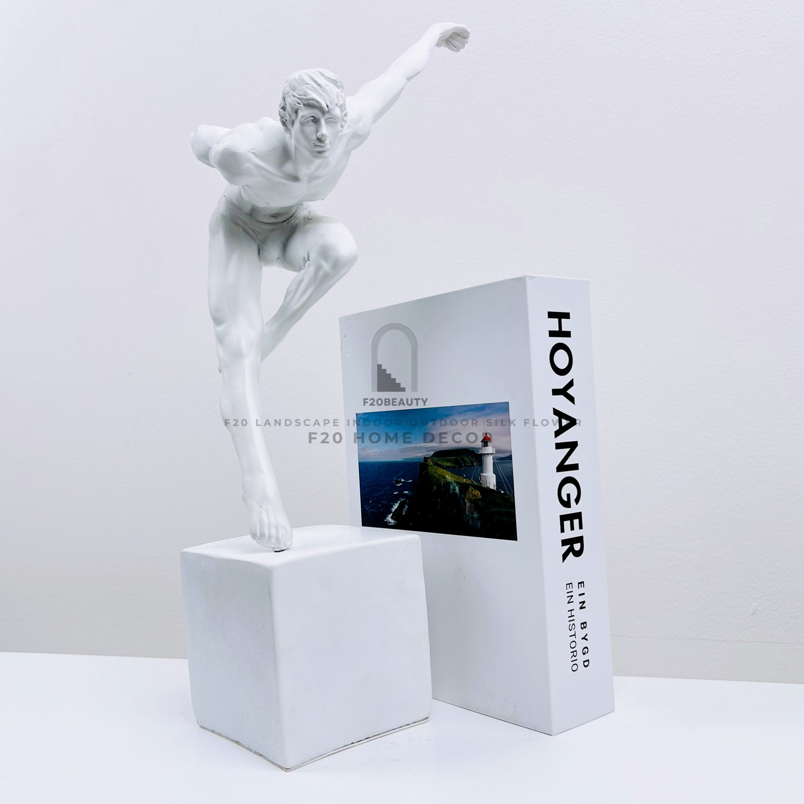 Tượng vận động viên nghệ thuật cổ đại hiện đại hóa