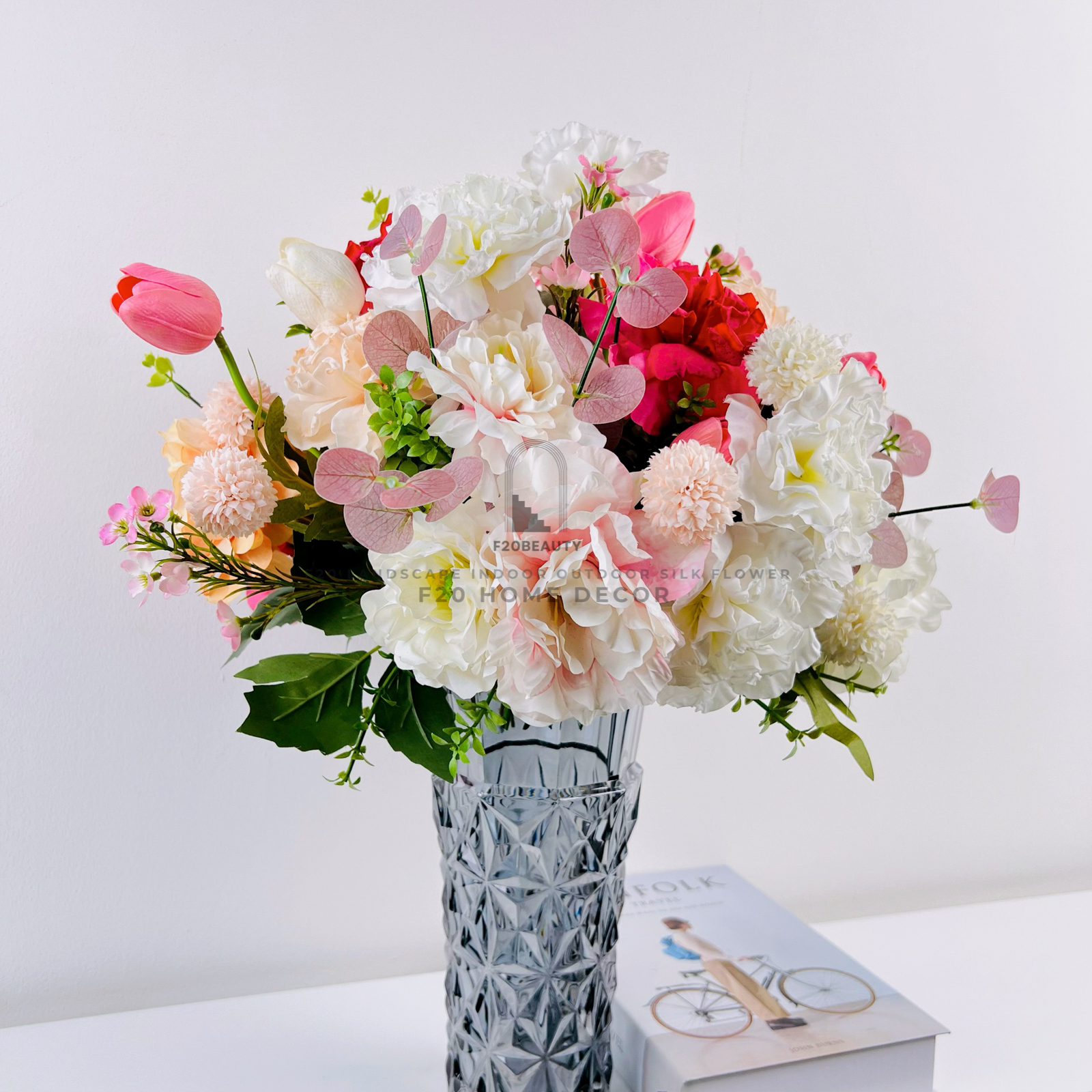 Bình hoa mẫu đơn hồng trắng giả cắm sẵn đề bàn đẹp trang trí phòng ngủ