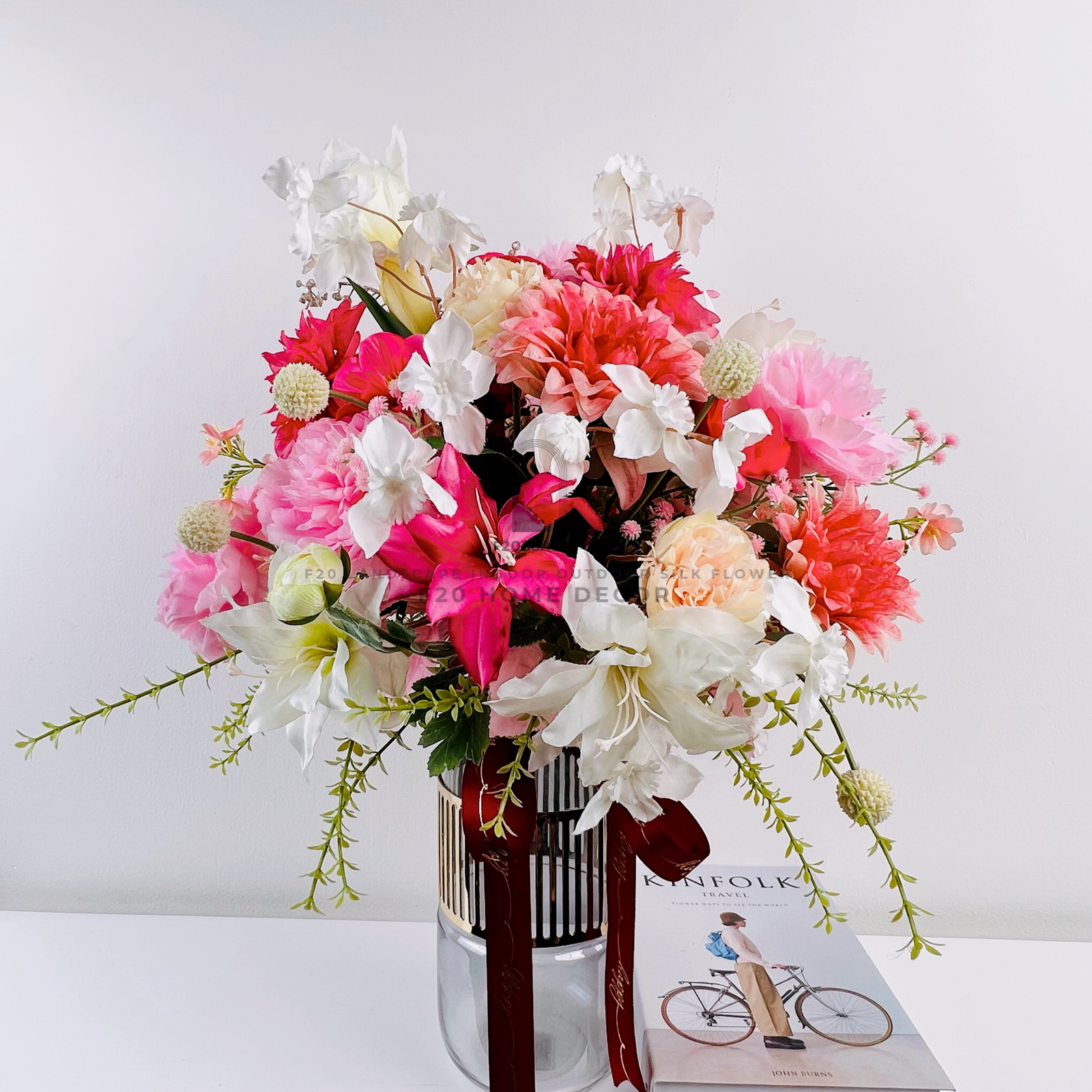 Bình hoa Nami giả cắm sẵn để bàn trang trí phòng ngủ