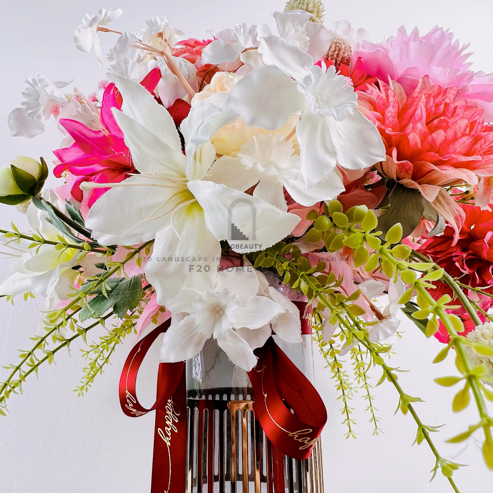 Bình hoa Nami giả cắm sẵn để bàn đẹp với chất liệu hoa cao cấp