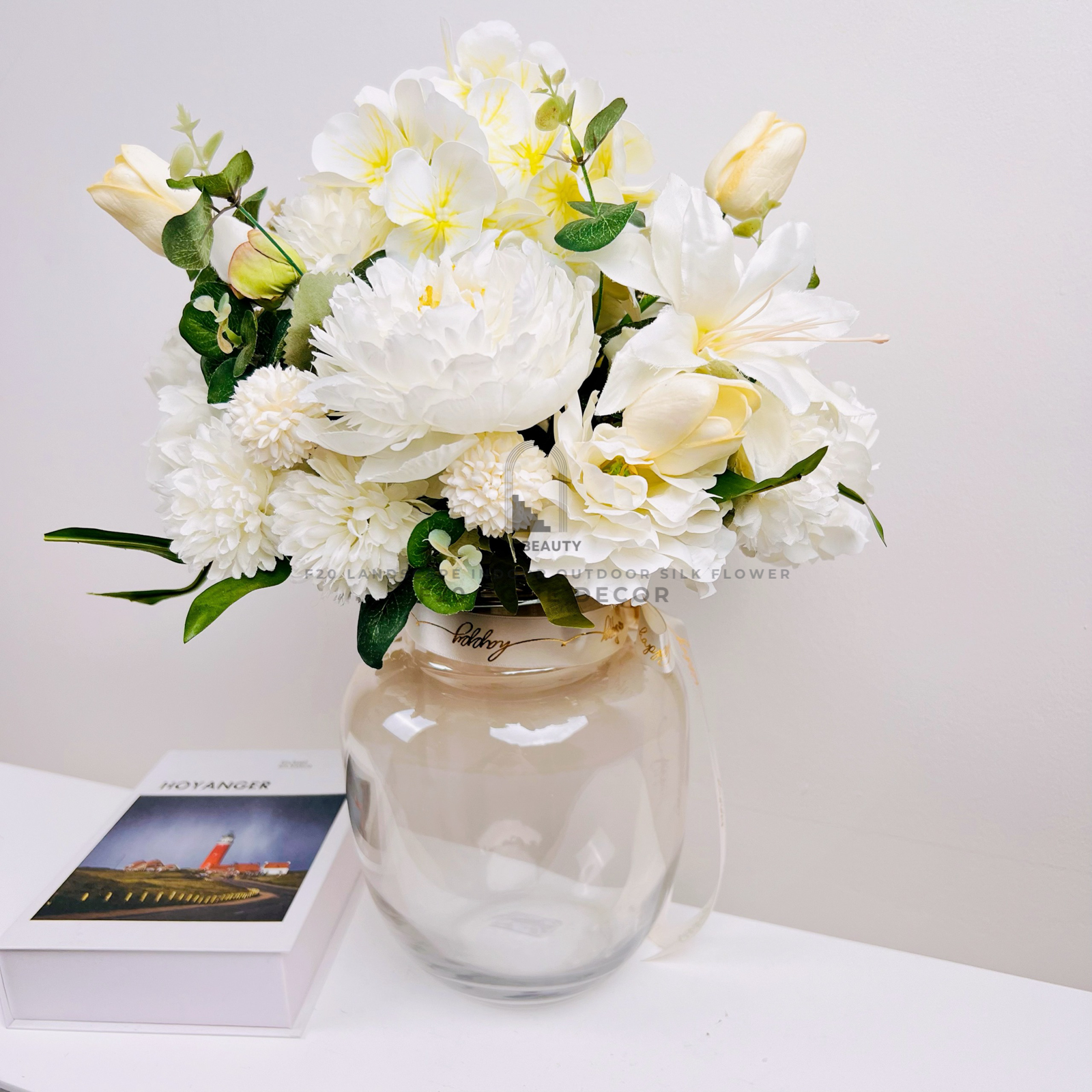 Bình hoa cẩm tú cầu giả cắm sẵn để bàn trang trí phòng bếp