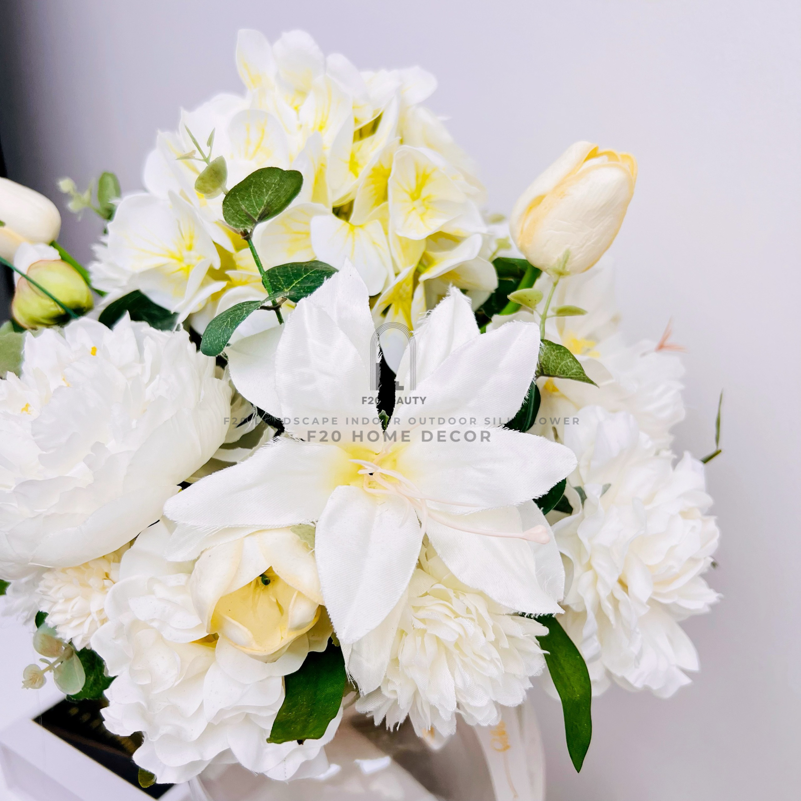 Bình hoa cẩm tú cầu giả cắm sẵn để bàn tông trắng