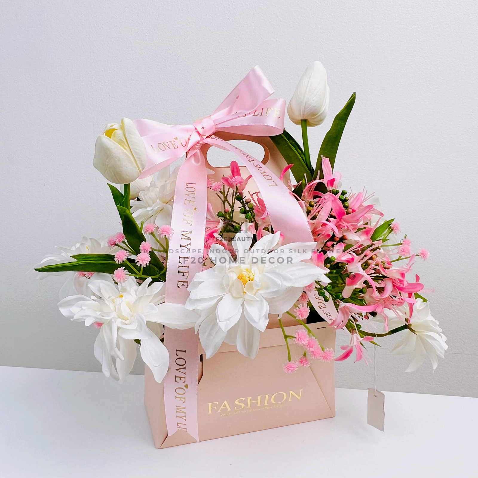 Giỏ hoa hồng pastel giả - trang trí hoàn hảo cho phòng khách