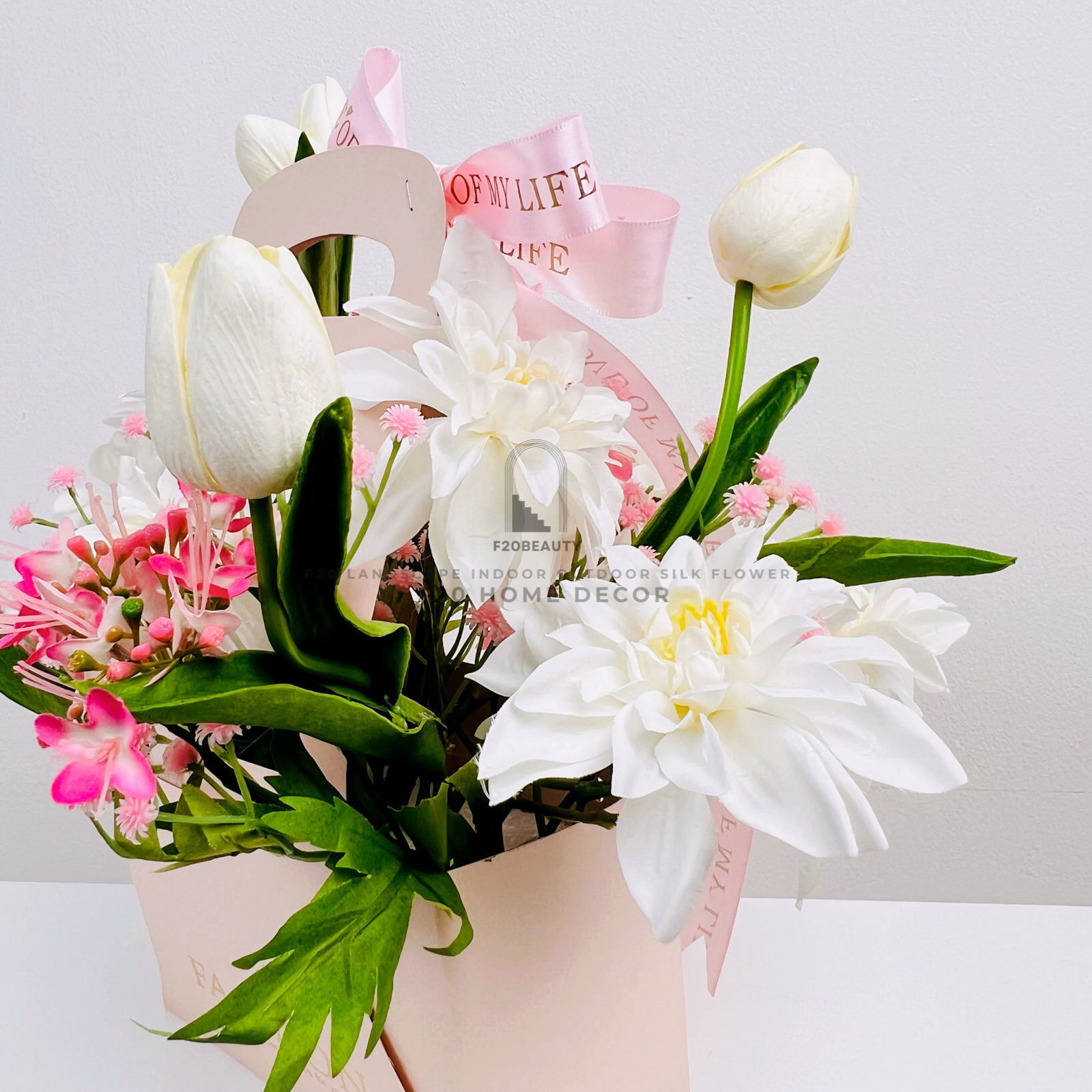 Giỏ hoa hồng pastel giả để bàn - lựa chọn hoàn hảo cho văn phòng