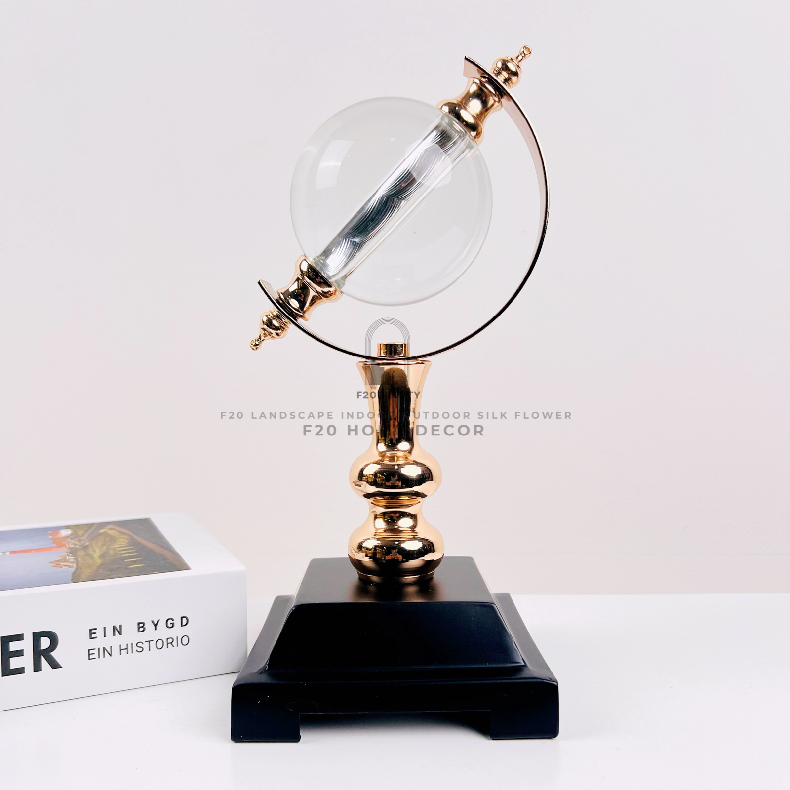 Tượng quả cầu pha lê: Biểu tượng của sự tinh tế và đẳng cấp