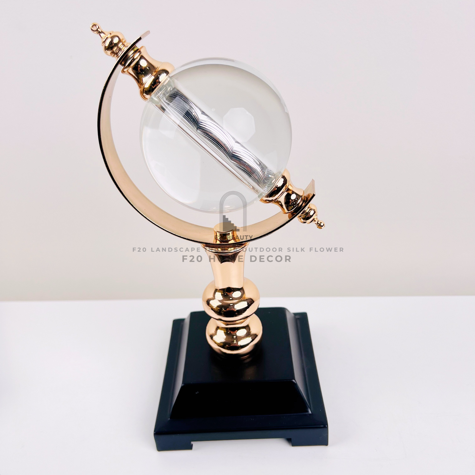 Tượng quả cầu pha lê: Kiệt tác nghệ thuật hiện đại và độc đáo