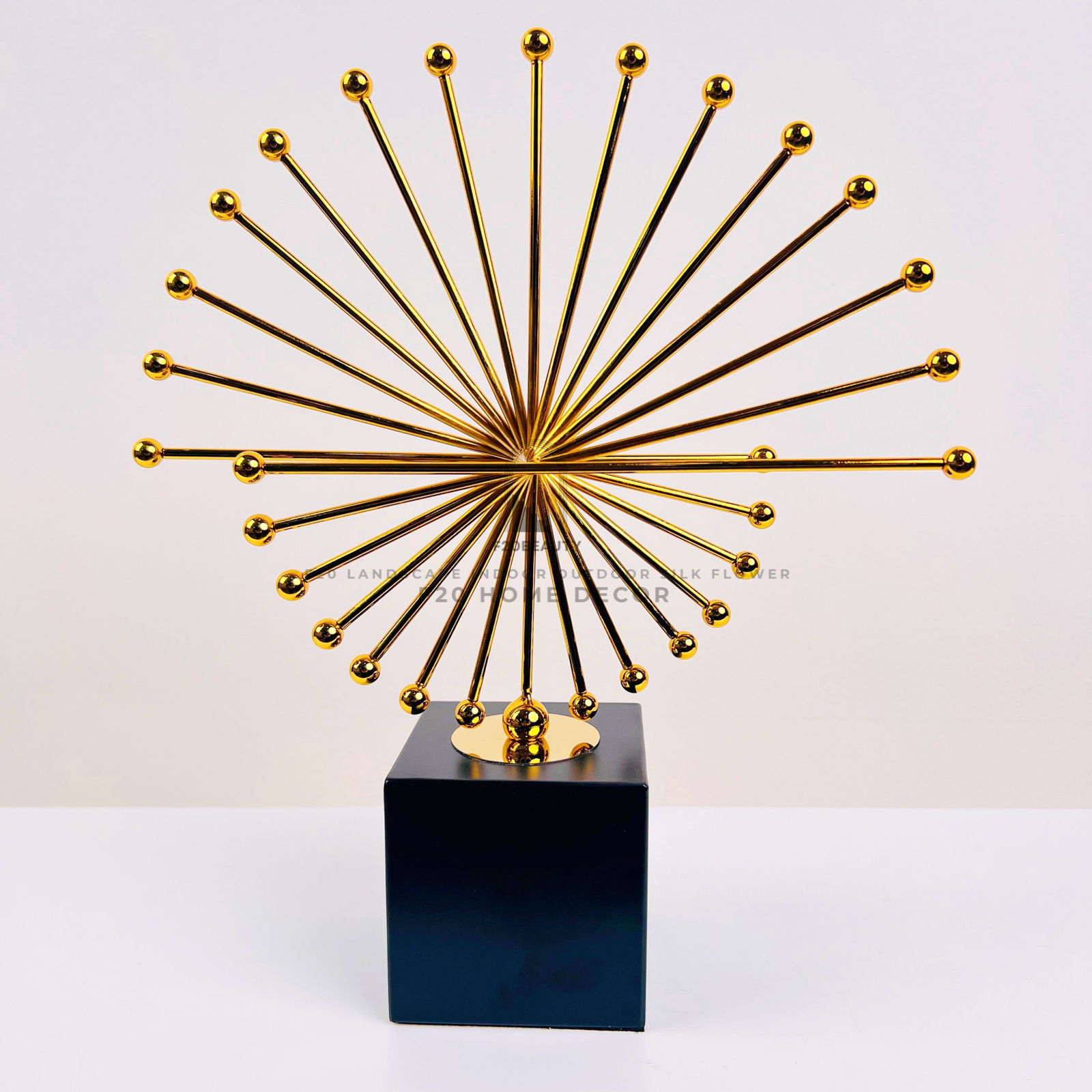 Tượng cánh quạt kim loại kích thước vừa thêm lựa chọn cho không gian thêm sinh động