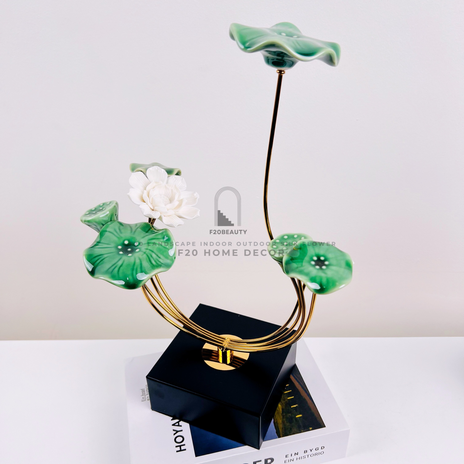 Tượng lá sen sứ: Thêm sắc màu cho cuộc sống thêm thi vị