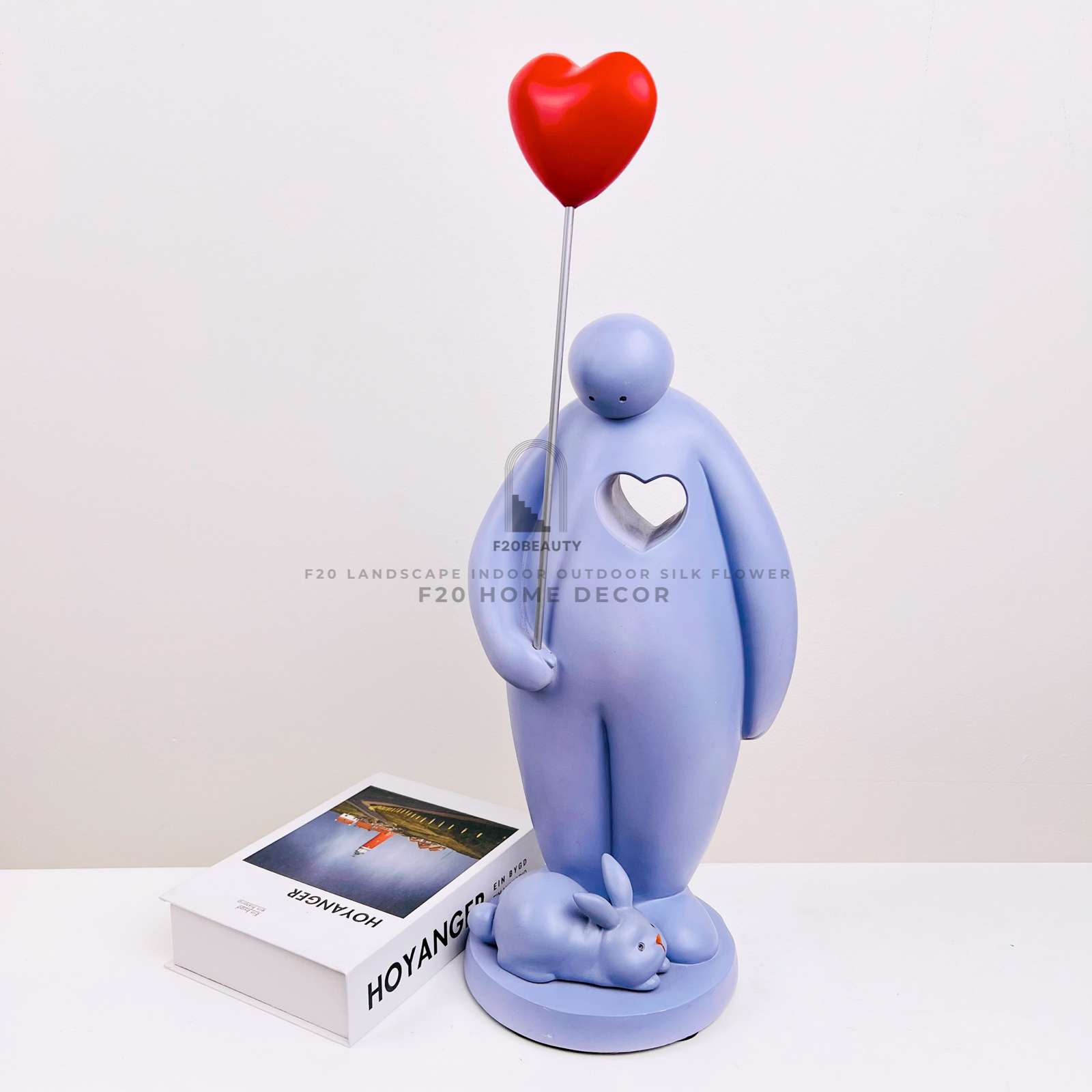 Bearbrick người cô đơn: Gửi gắm yêu thương theo cách riêng của bạn