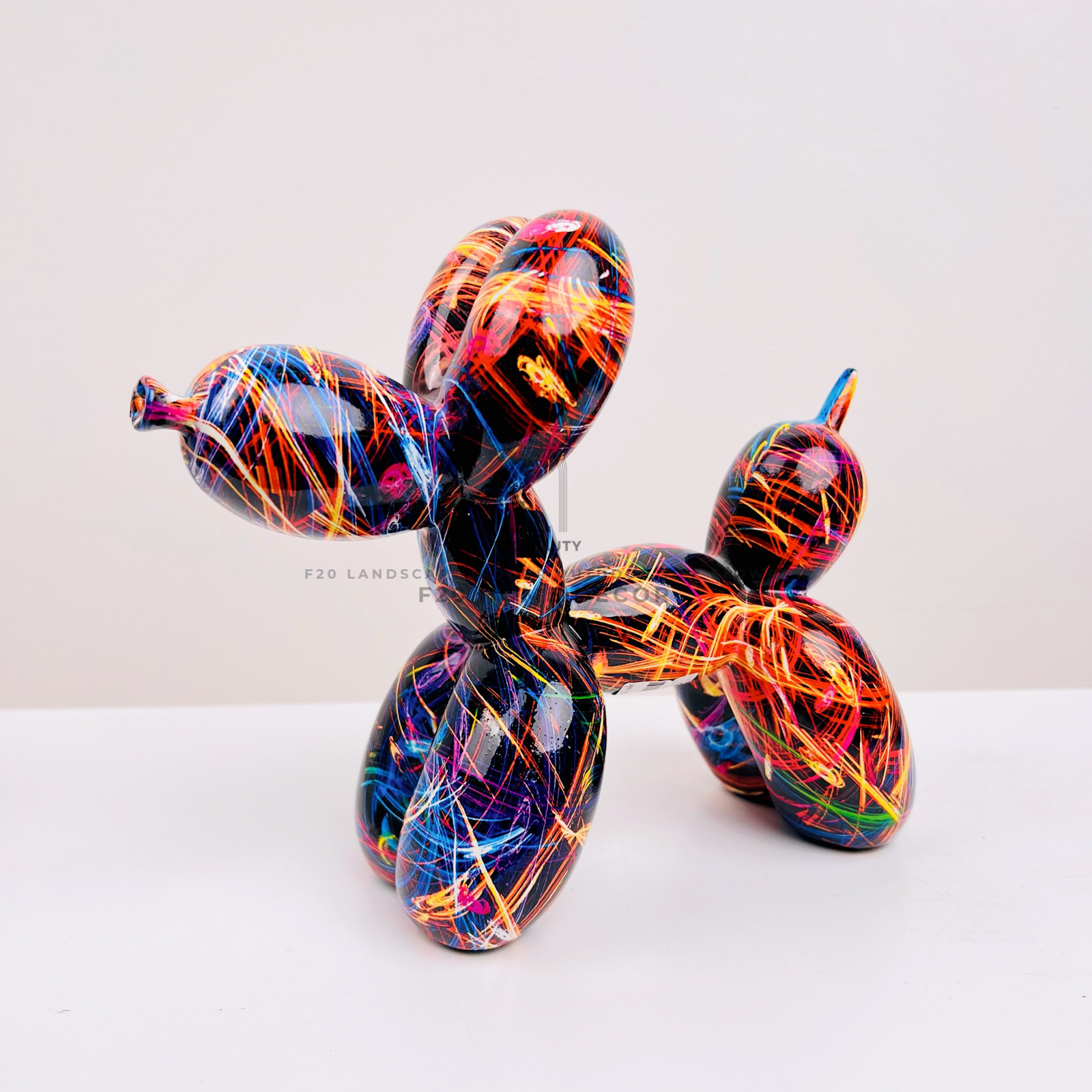 Tượng chó Balloon ngũ sắc - Gợi mở không gian sống động và tràn đầy năng lượng