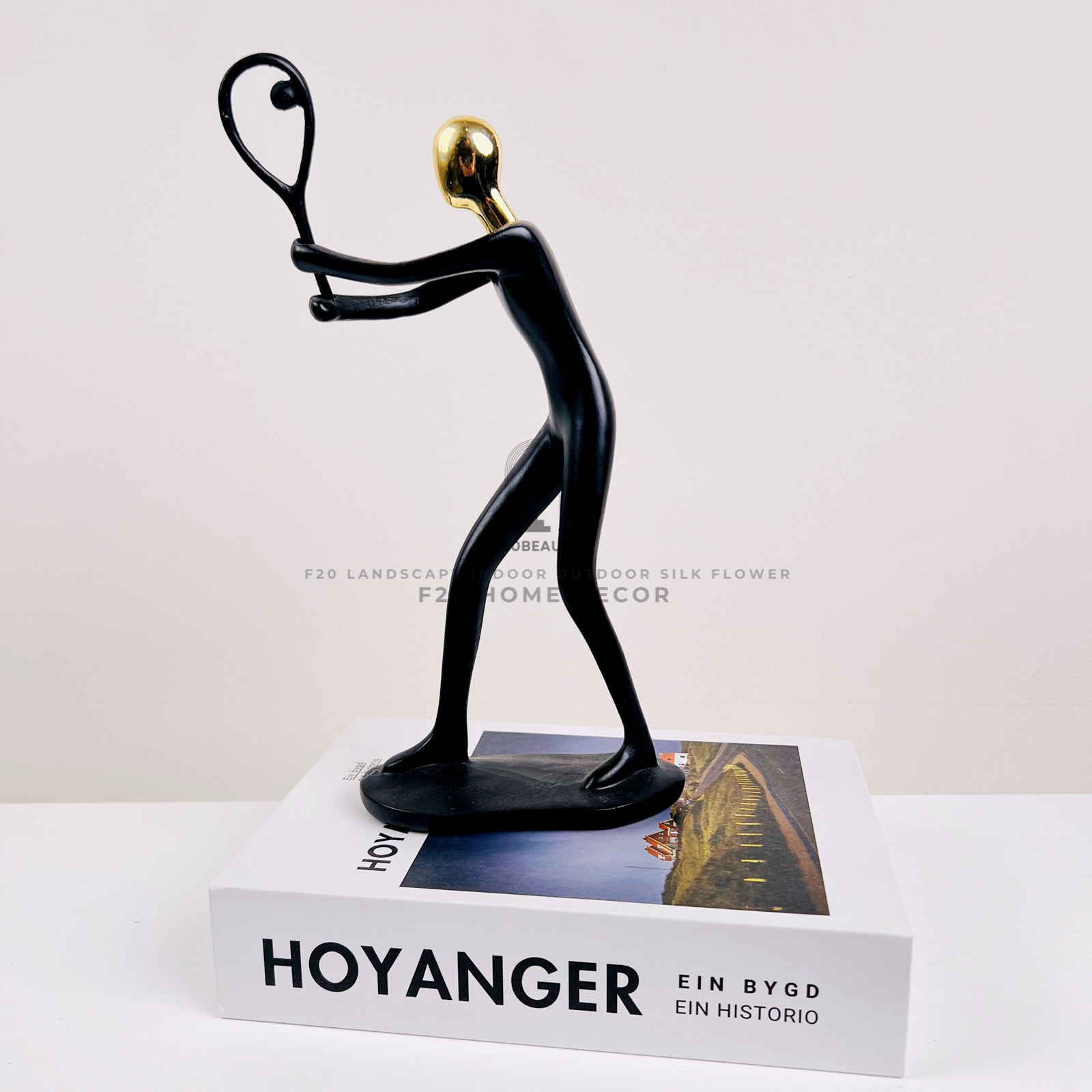 Tượng nghệ sĩ biểu diễn tennis