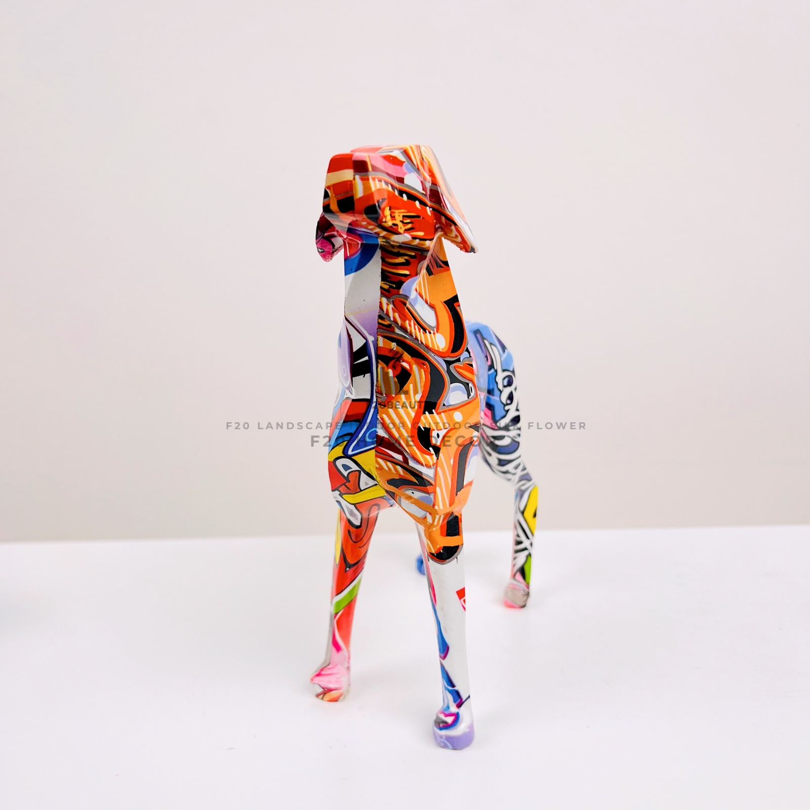 Tượng chó Henry ngũ sắc - Thổi bùng sức sống cho không gian sống