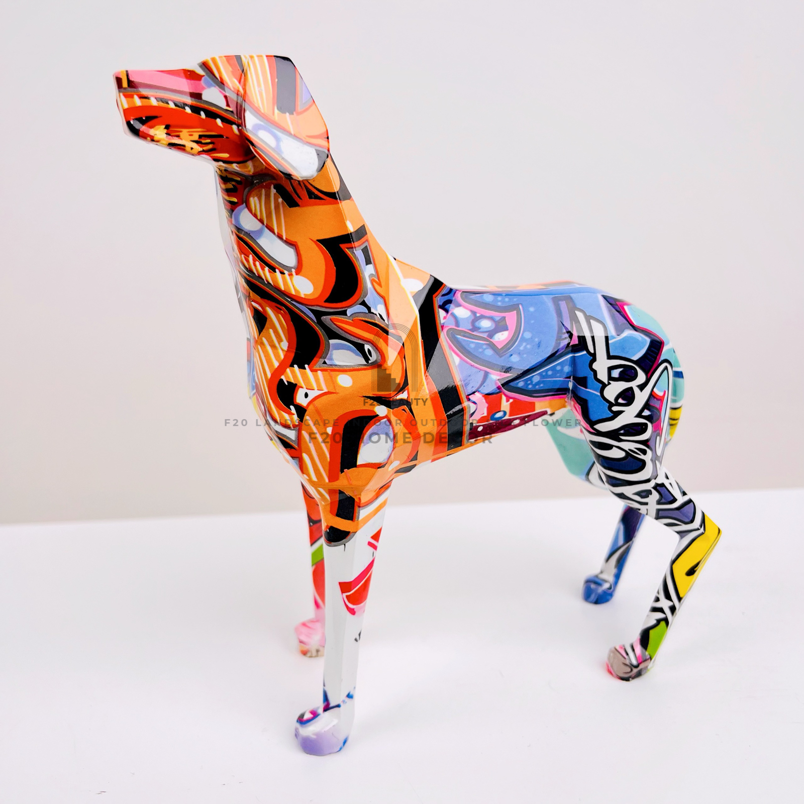 Tượng chó Henry ngũ sắc - Mang đến niềm vui và sự ấm áp cho ngôi nhà