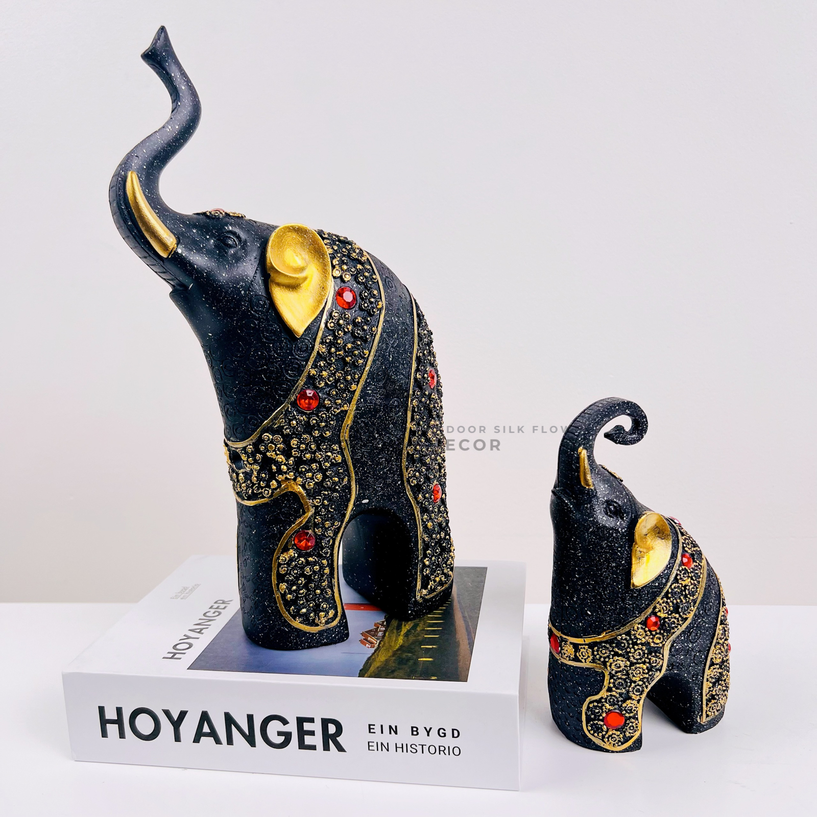 Tượng cặp voi đính đá - Thêm phần sang trọng và đẳng cấp cho ngôi nhà