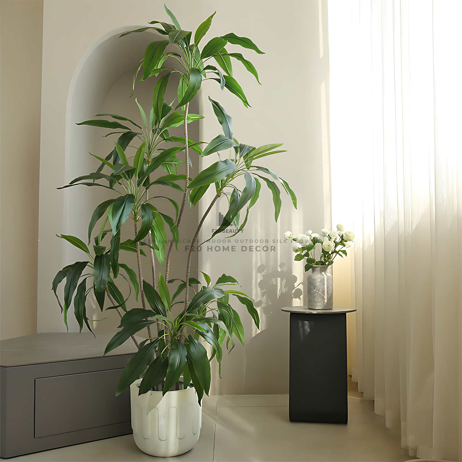 Hình ảnh cây thiết mộc lan giả với kích thước cao 150cm trang trí góc phòng