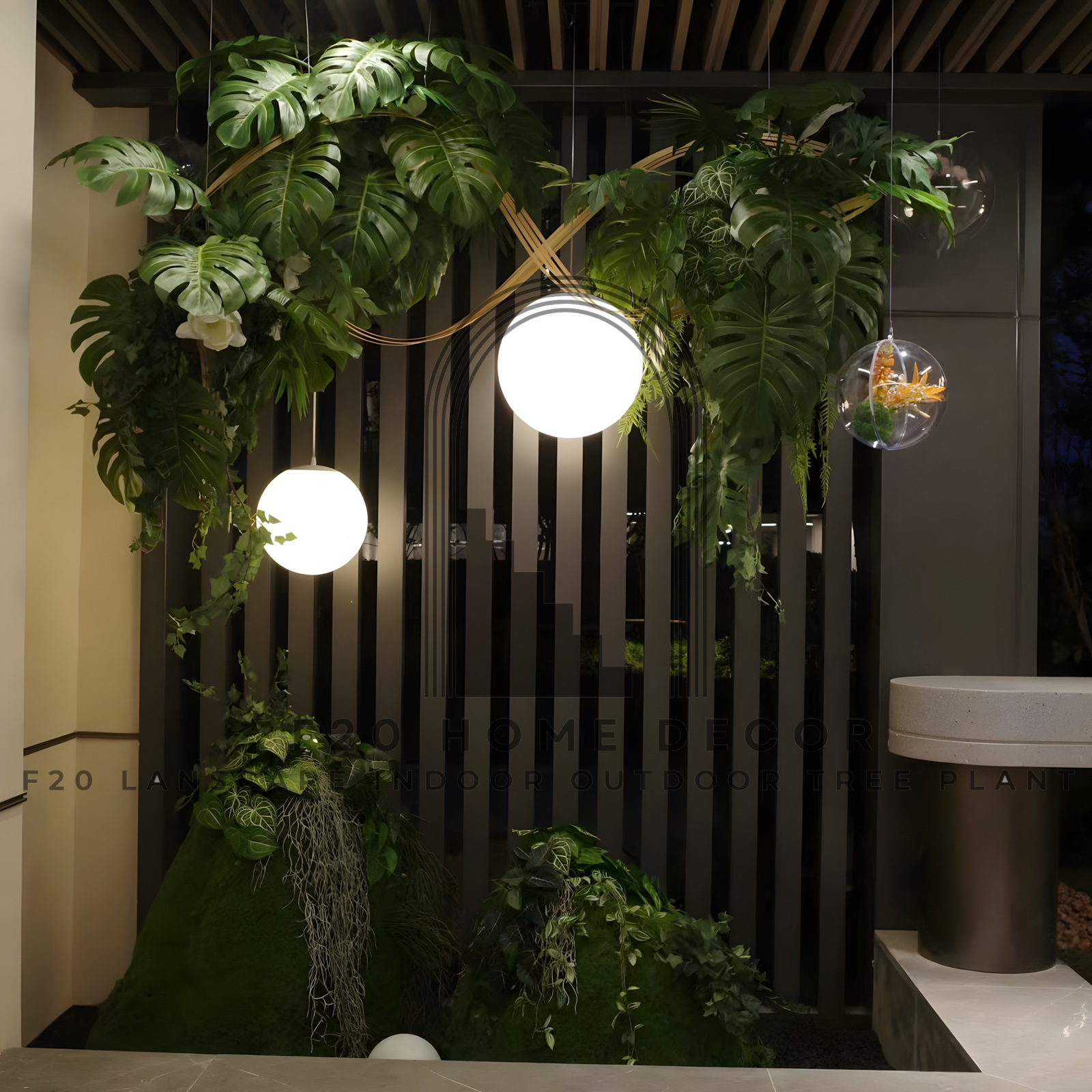 Chi tiết Tiểu cảnh cây Monstera giả kết hợp dây rủ thả tường