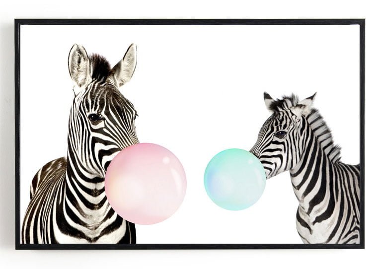 Tranh ốp ổ điện hình ngựa