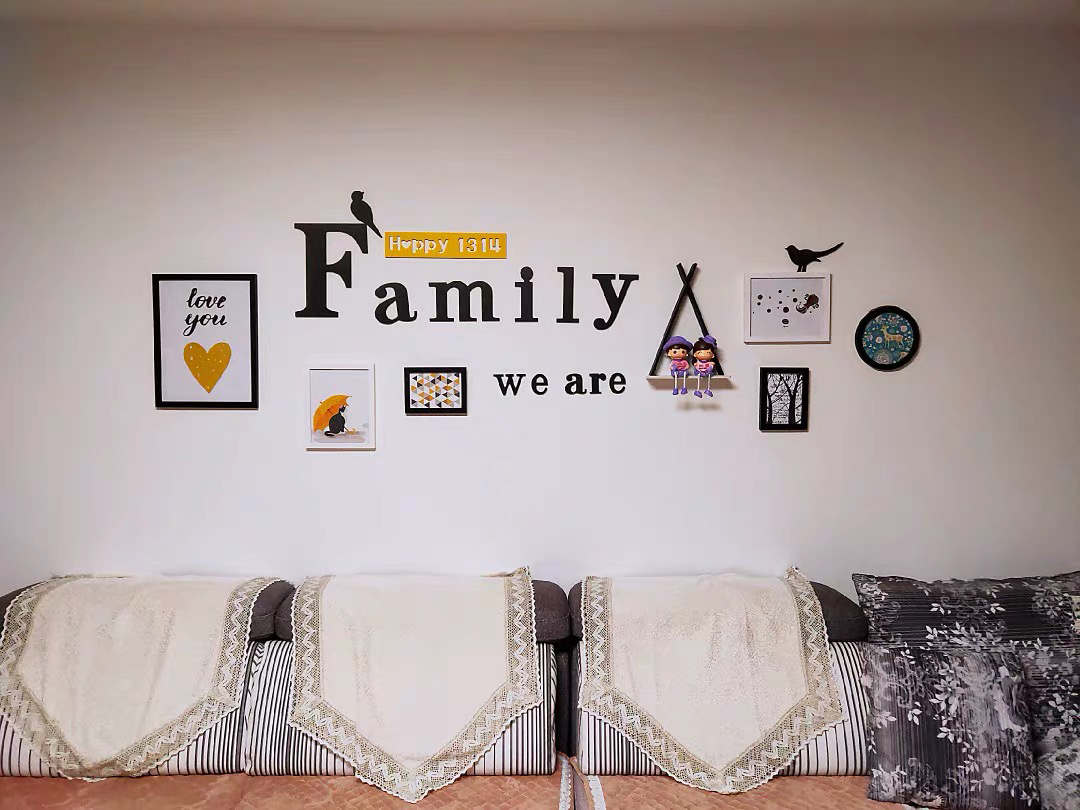 khung-hinh-family-kem-ke-treo-trang-tri-1